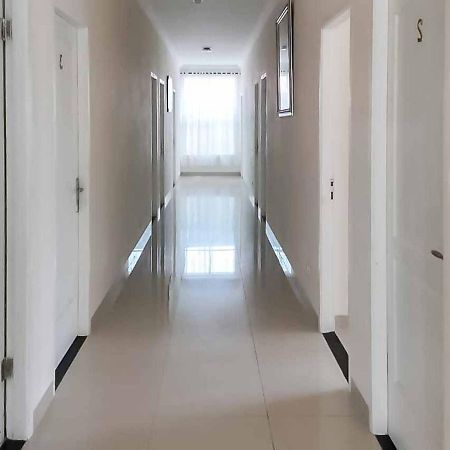 Wisma Talenta RedPartner Jakarta Bagian luar foto